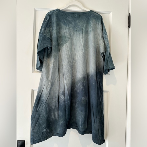 Blue Fish Wander Tunic - Favorite Grey Blue Print - Picture 2 of 5